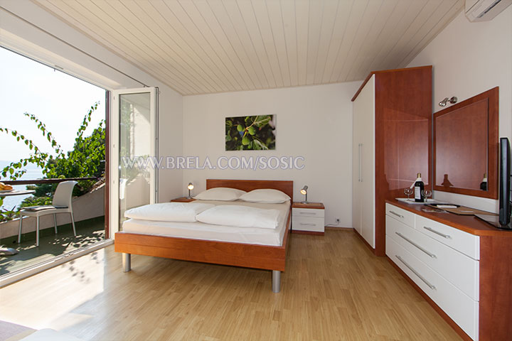 Brela Podrae, apartments Mirjana - large bedroom