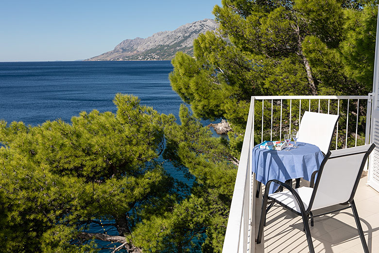 Apartments Villa Sunset, Brela - balcony with seaview