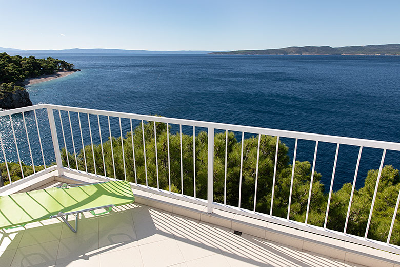 Apartments Villa Sunset, Brela - balcony with sea view