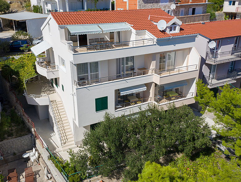 Apartments Tomaš, Brela - house, aerial view