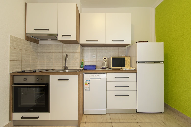 apartments Tunja, Brela - kitchen