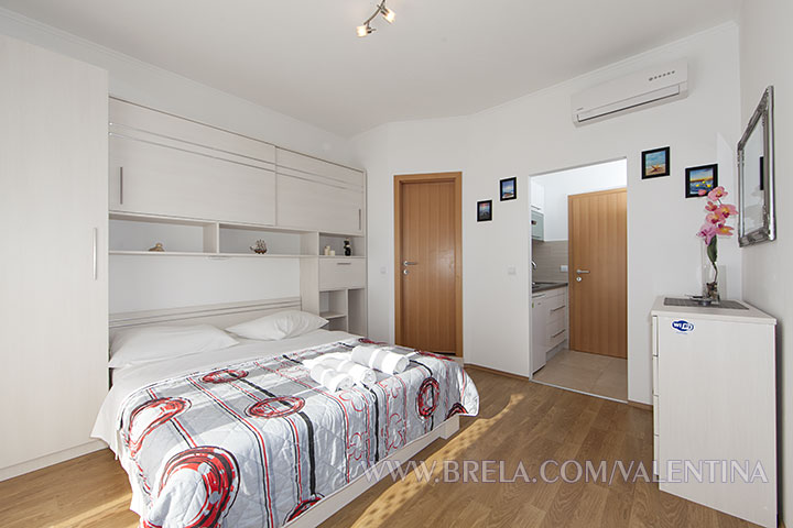 apartments Valentina, Brela Šit - bedroom