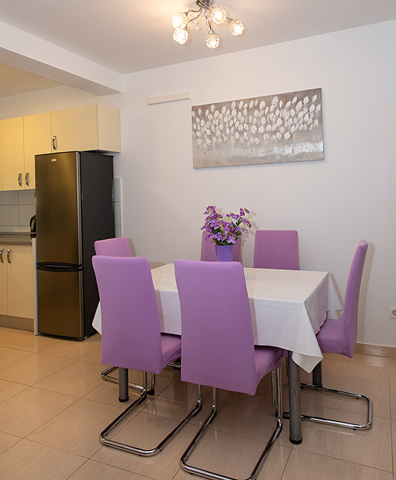 Apartments Vice, Brela - dining table