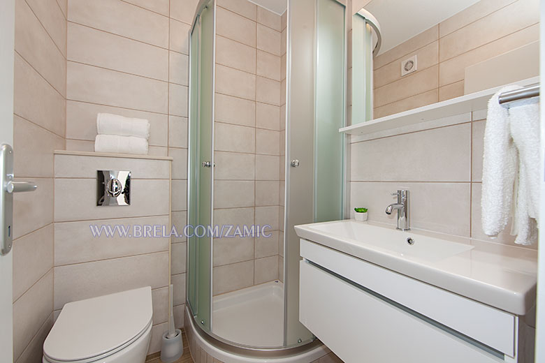 apartments Marija ami, Brela - bathroom