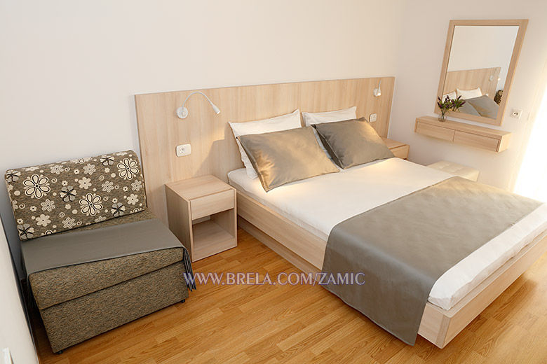 apartments Marija Žamić, Brela - bedroom
