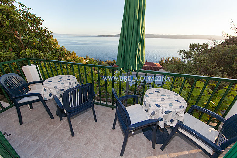 apartments Zina, Brela - balcony with sea view